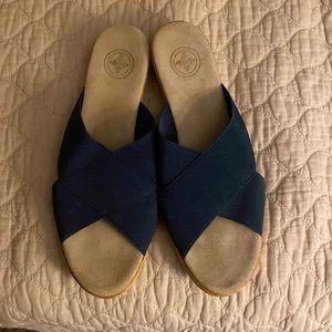 Charleston Shoe Company navy size 10